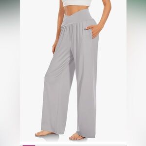 NWT SUNYAA light gray,wide leg,VCross high waist tummy control Yoga pant size L.